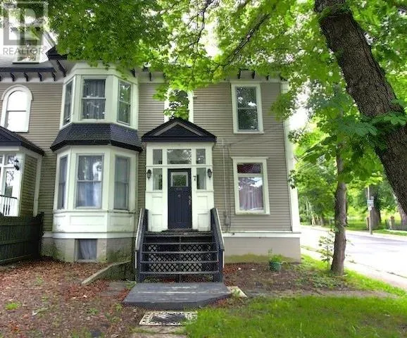 7 Topsail Road