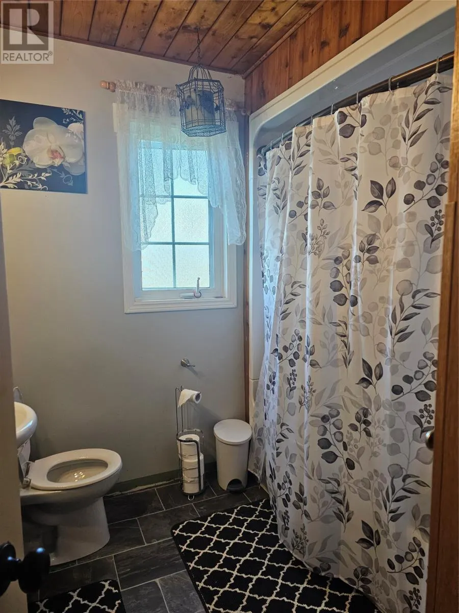 22 Dennis Road