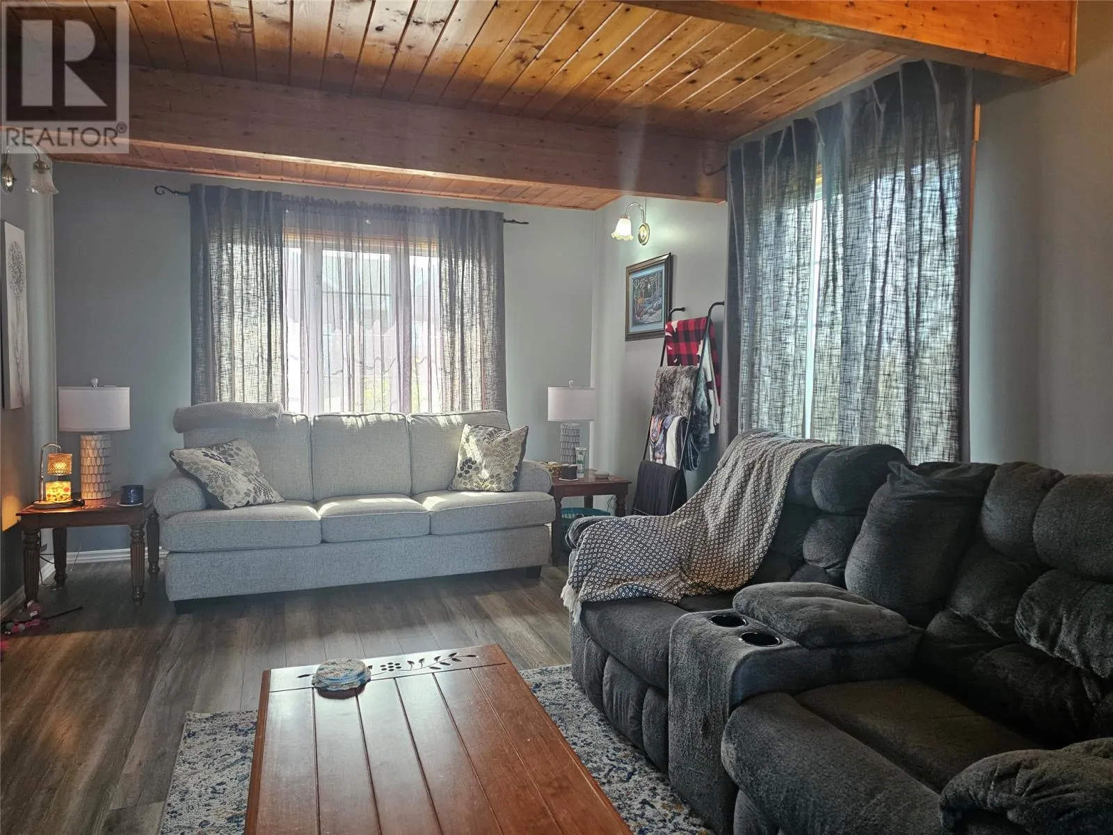 22 Dennis Road