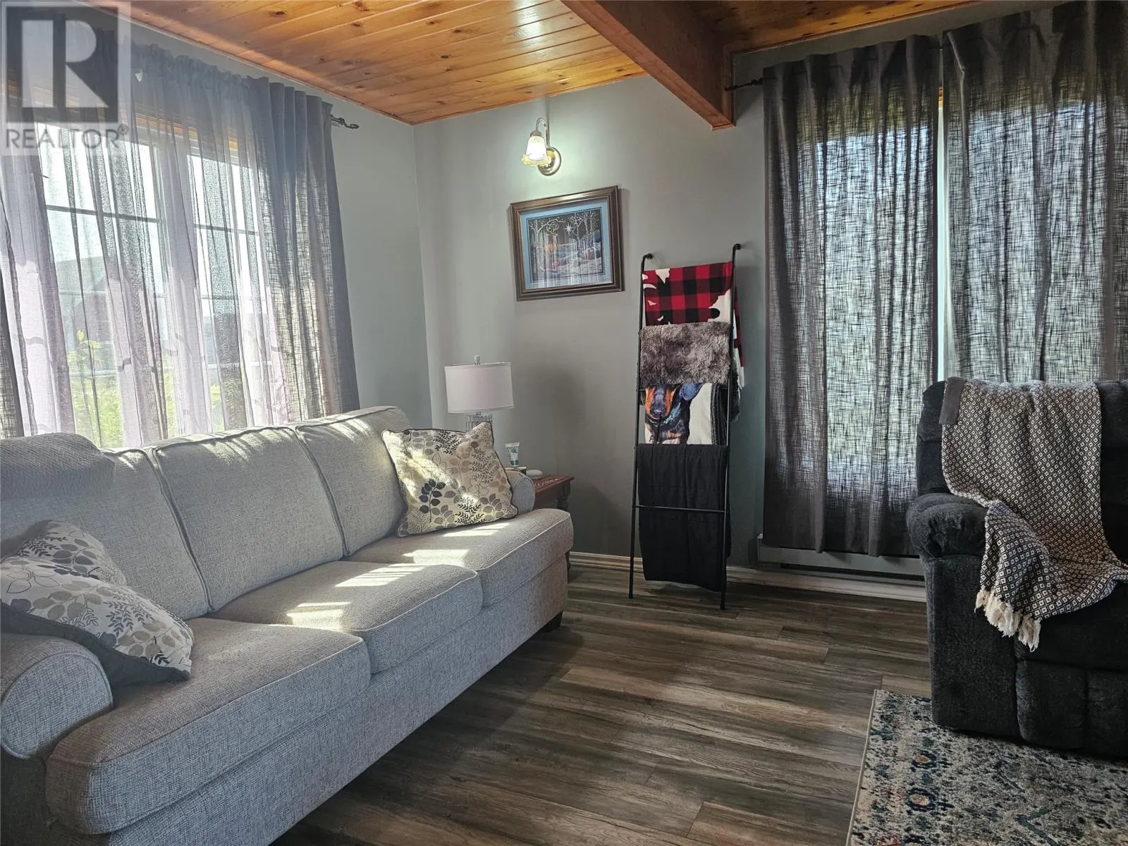22 Dennis Road