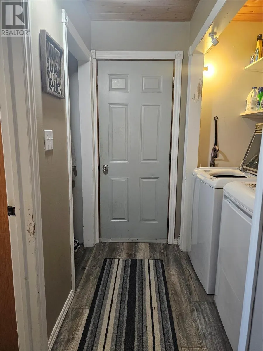 22 Dennis Road