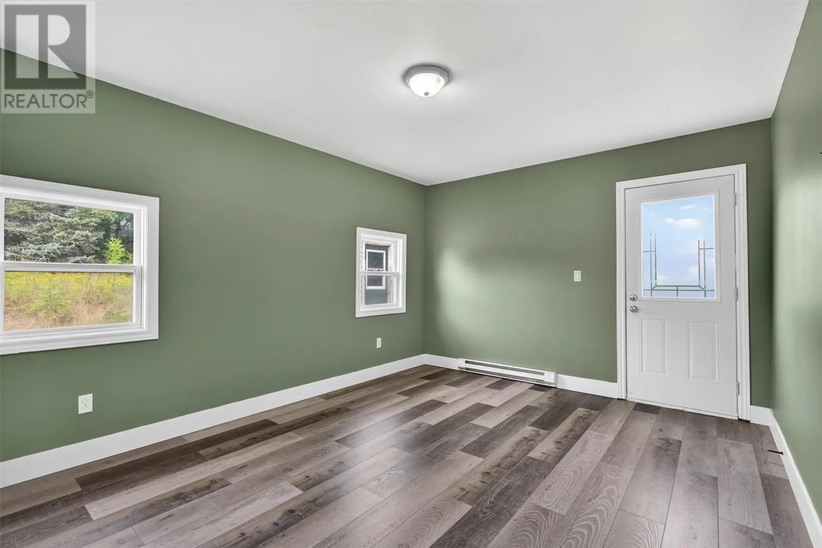 2 Viking Place
