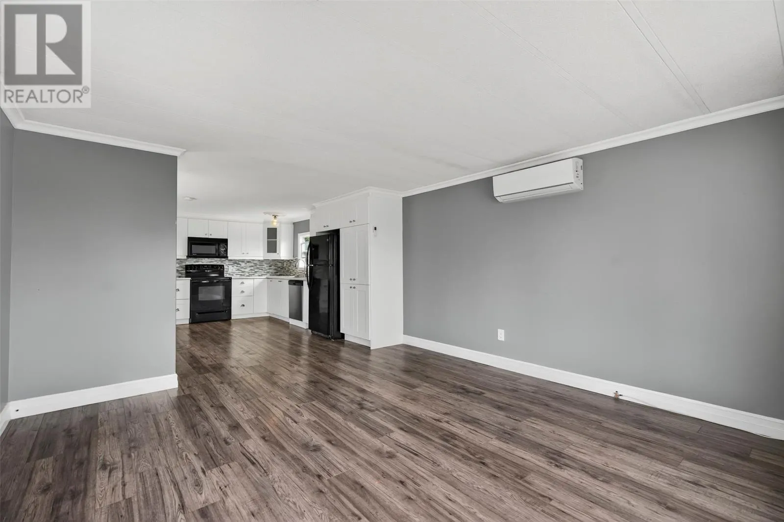 2 Viking Place