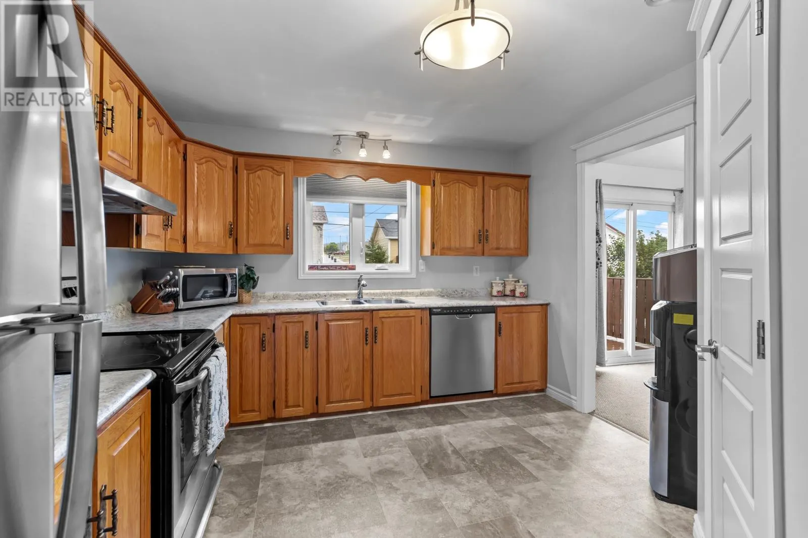 7 Aspenwood Place