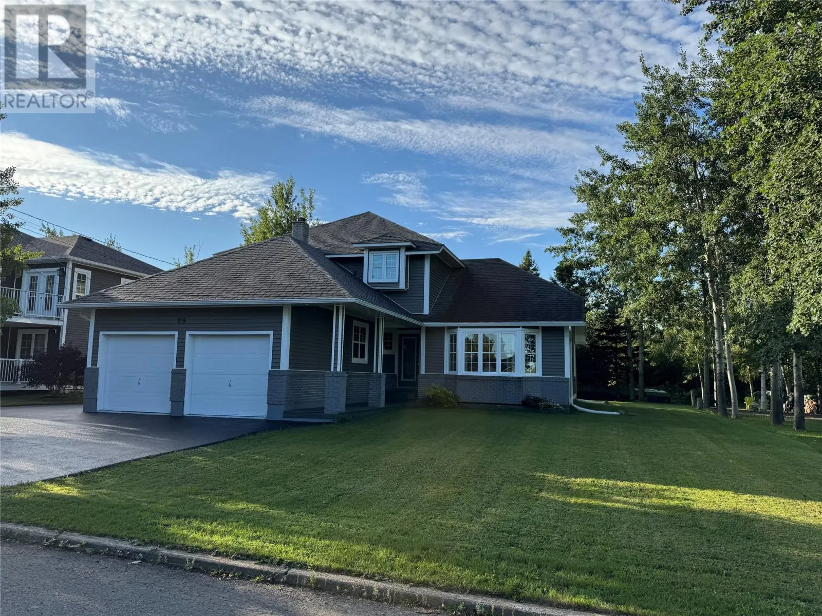 29 Pond Road