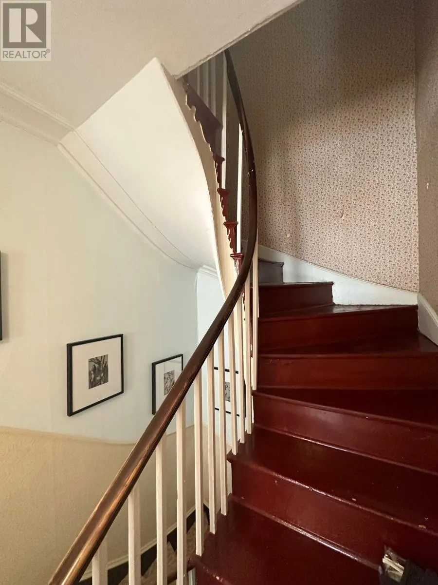 36 Rennies Mill Road