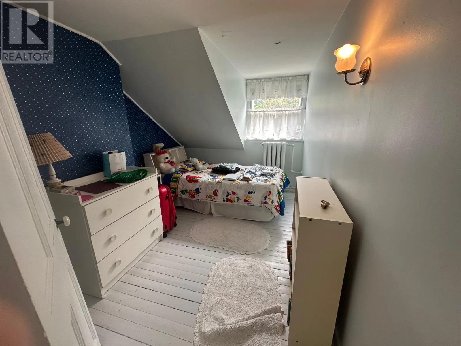36 Rennies Mill Road