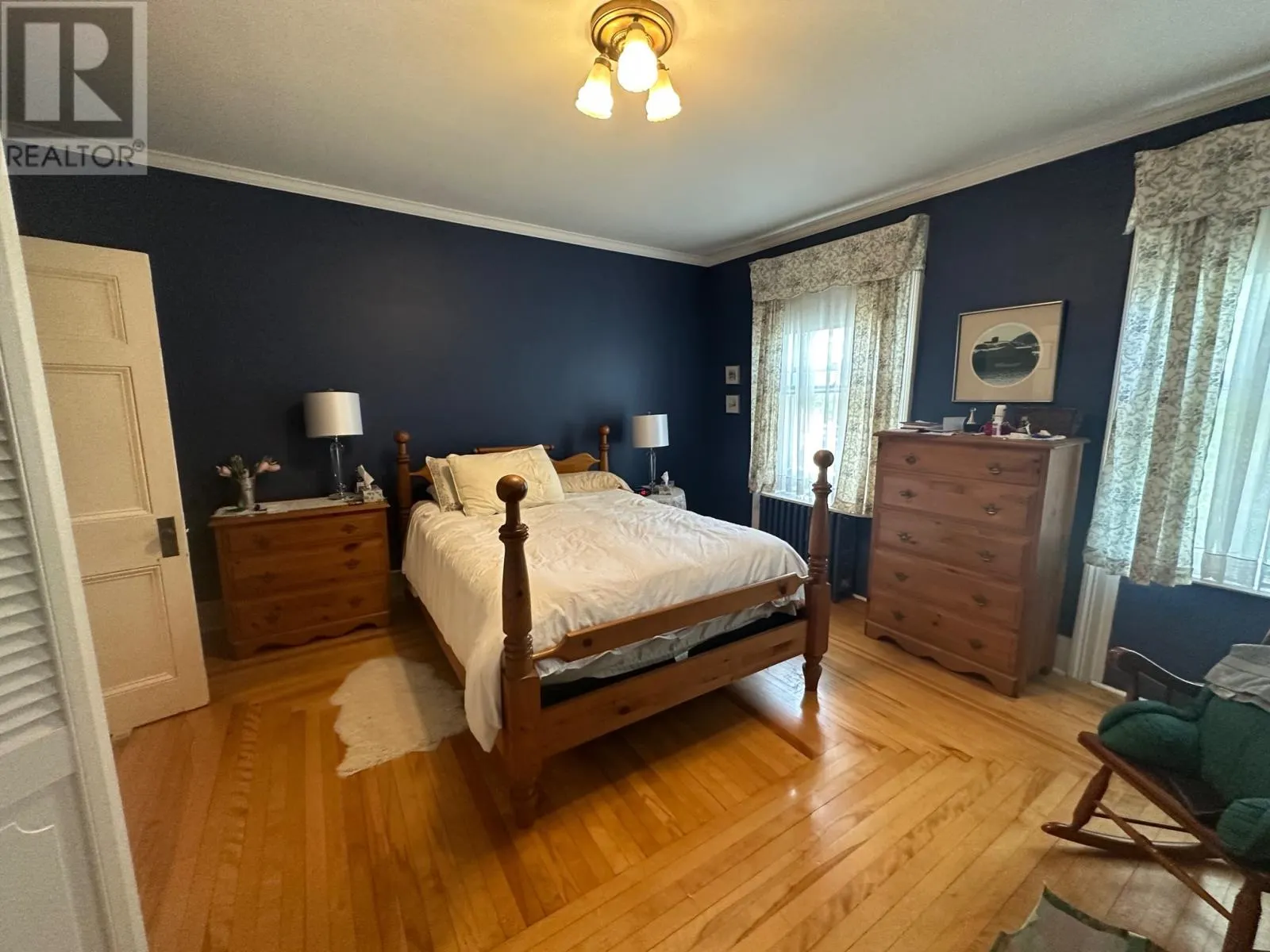 36 Rennies Mill Road