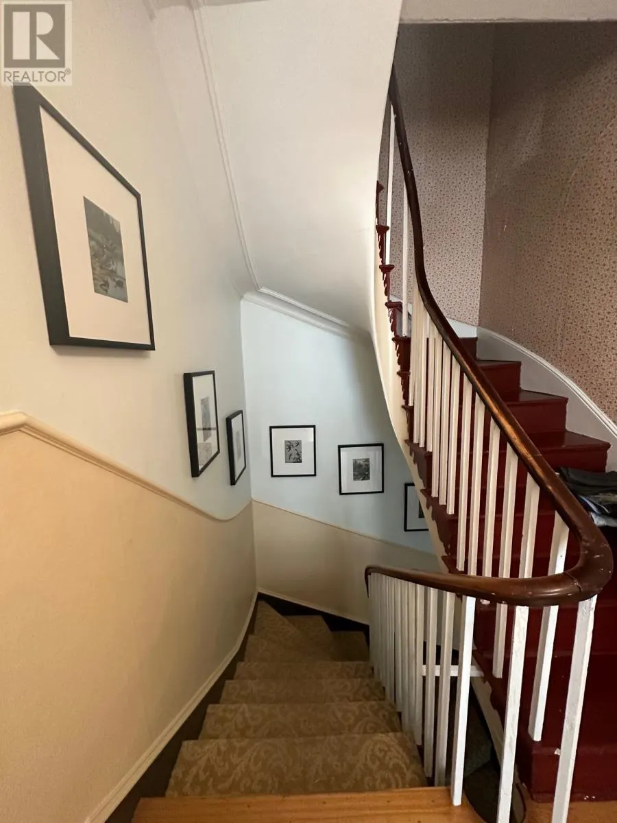 36 Rennies Mill Road