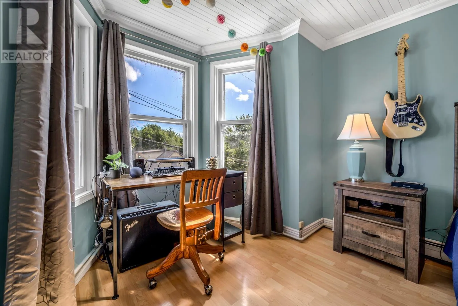 5 Mount Royal Avenue