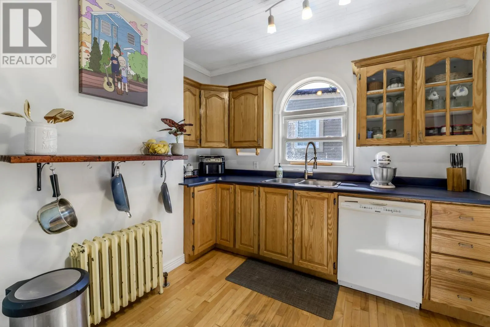 5 Mount Royal Avenue