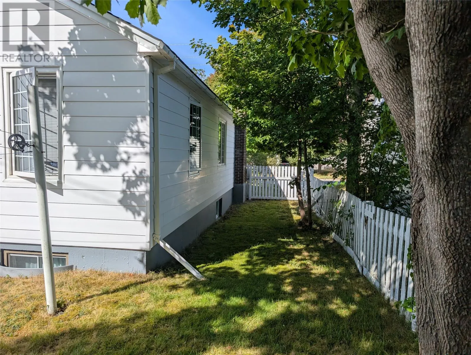 181 University Avenue