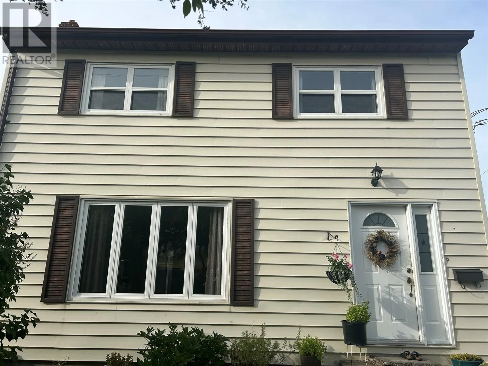 93 Clarence Street