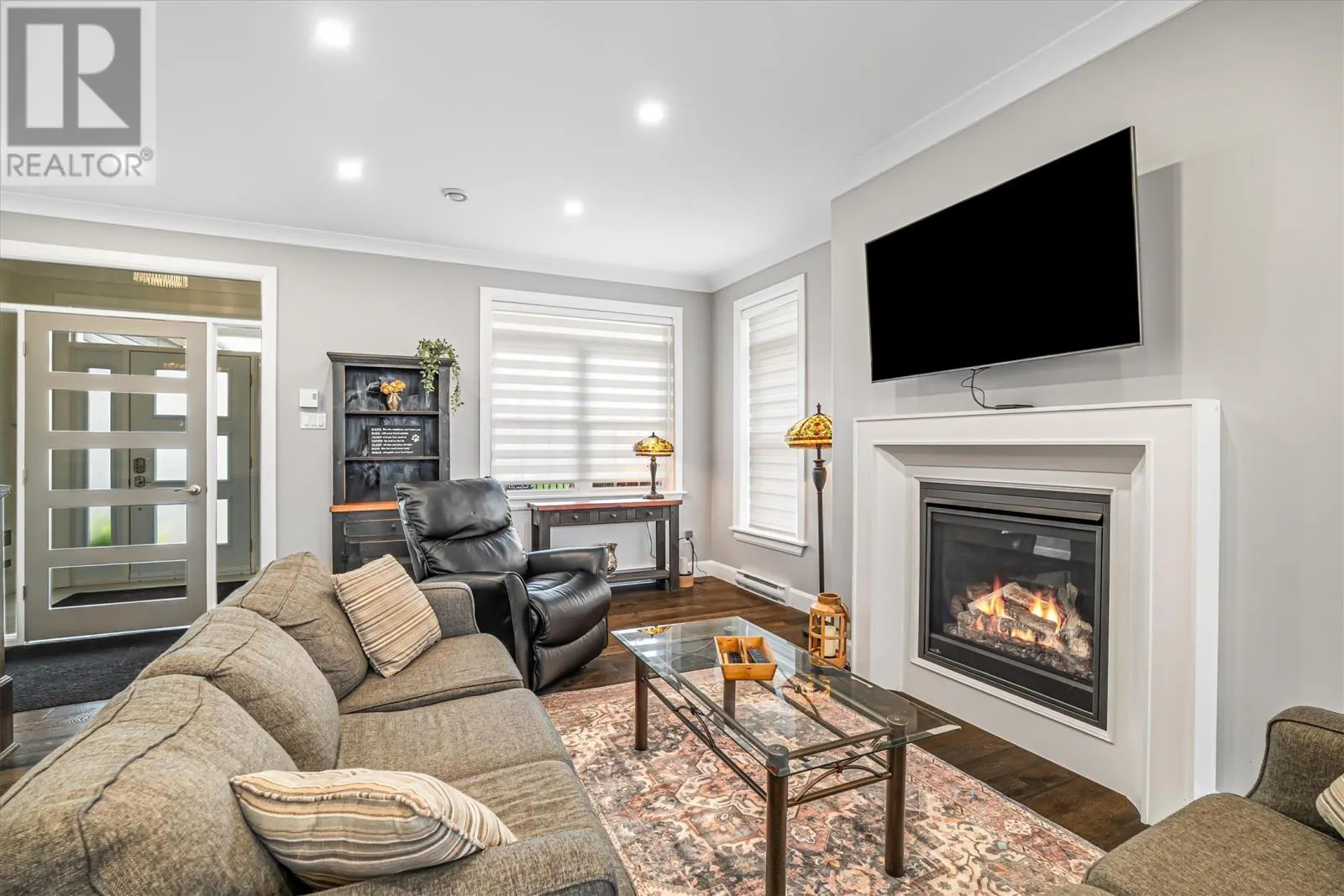 3 Titania Place
