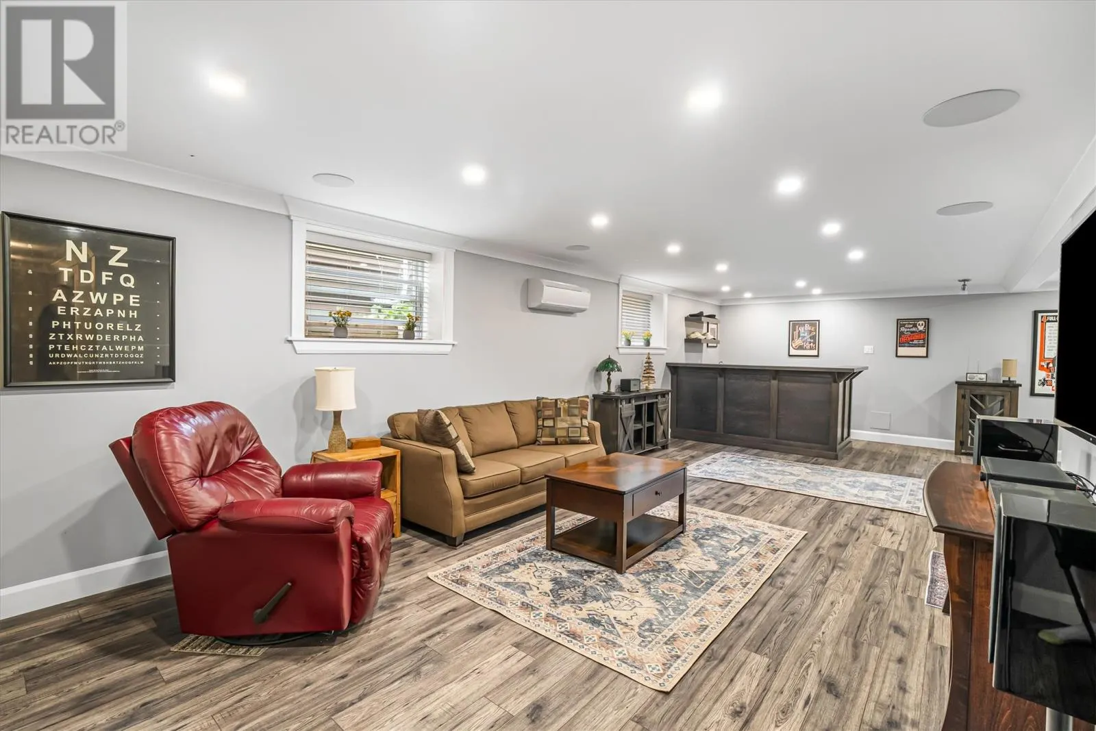 3 Titania Place