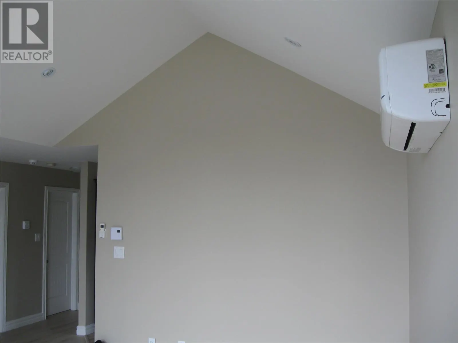 15 Maple Ridge Place