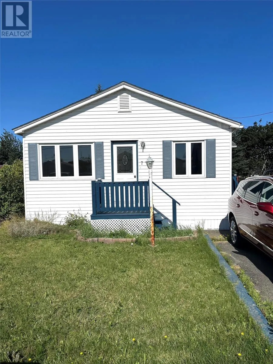 7 Mulrooney Avenue