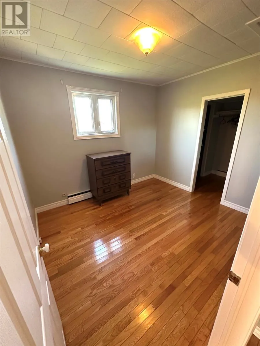 7 Mulrooney Avenue