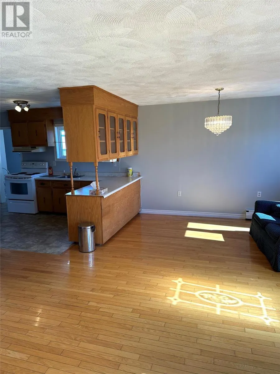 7 Mulrooney Avenue
