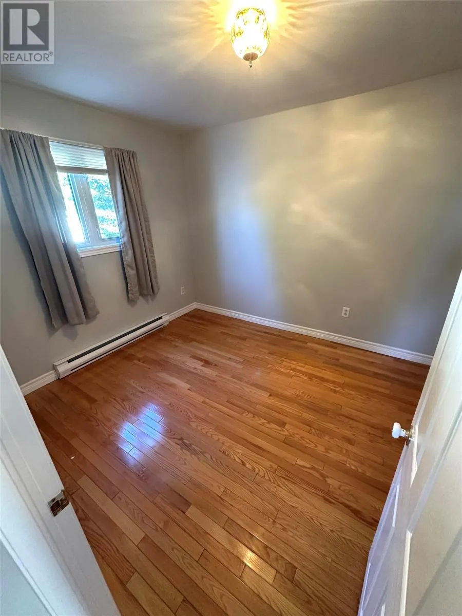 7 Mulrooney Avenue