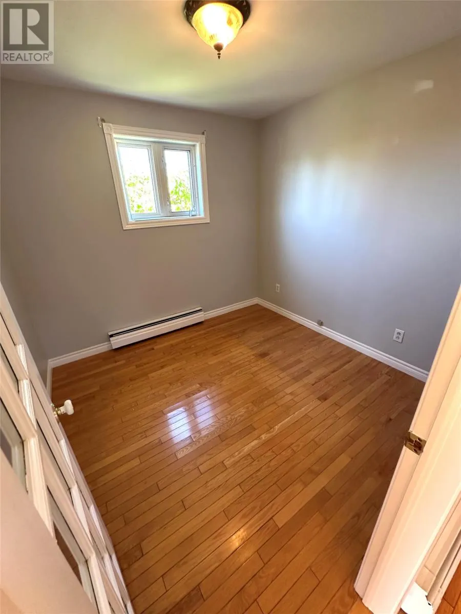7 Mulrooney Avenue