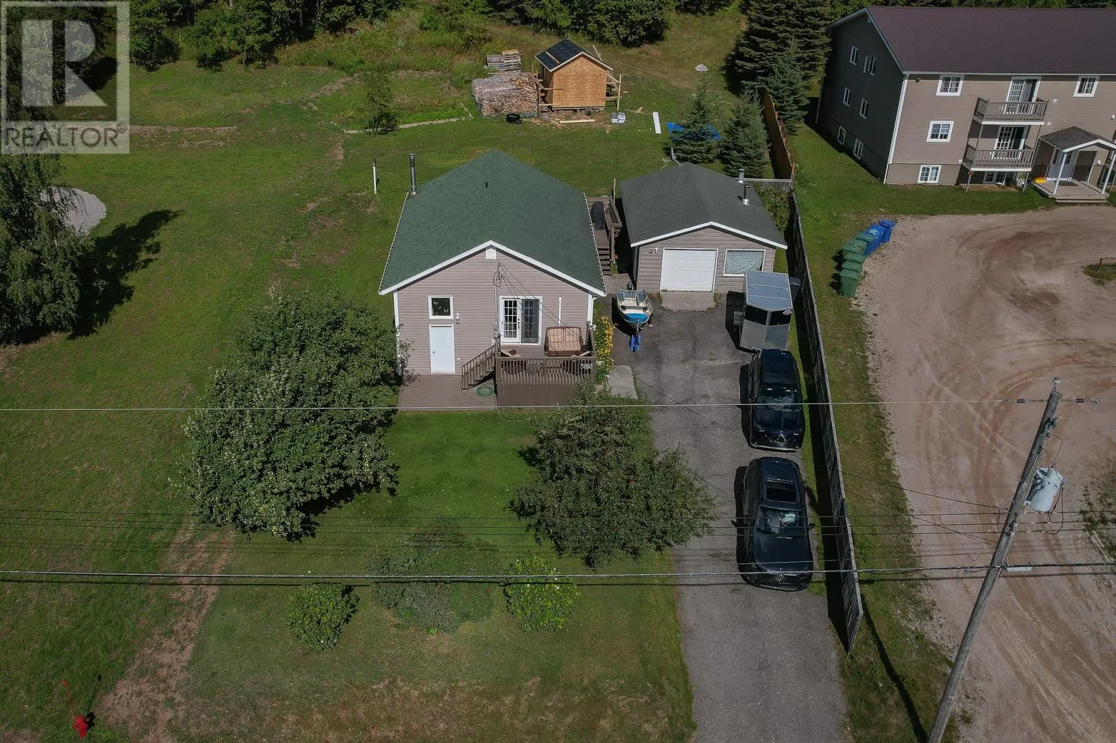 60 Riverbank Road