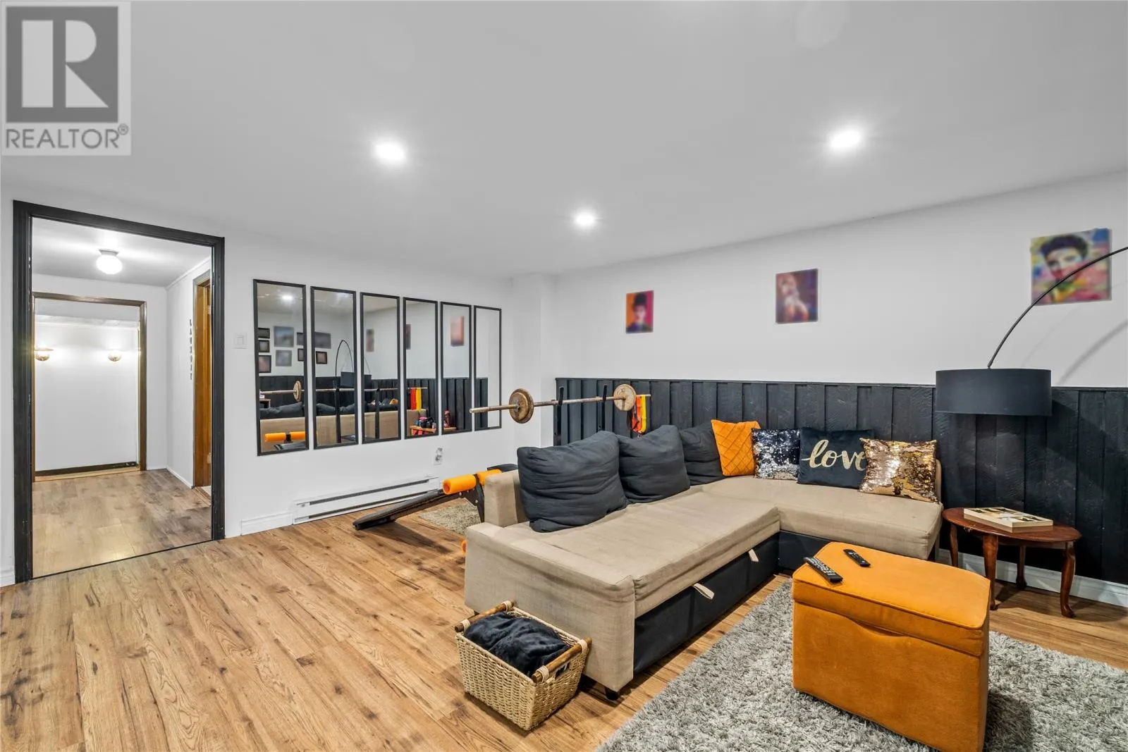 72 Rich's Place