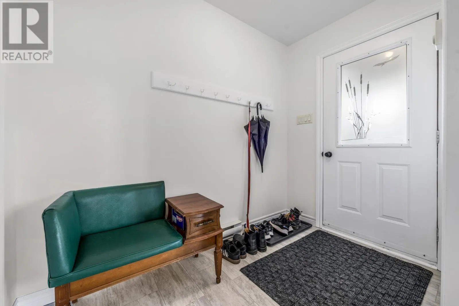 15 Churchills Road