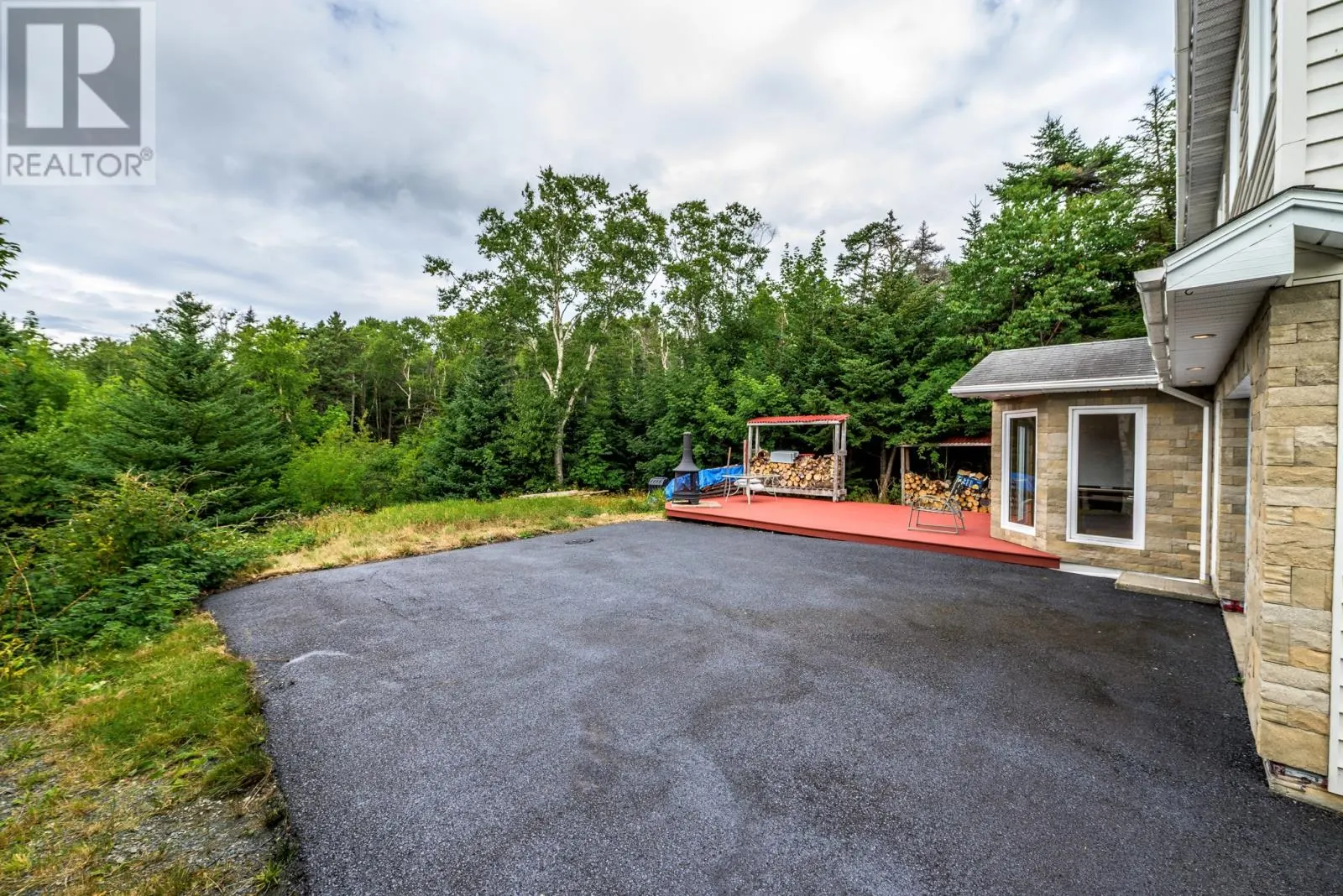 15 Churchills Road