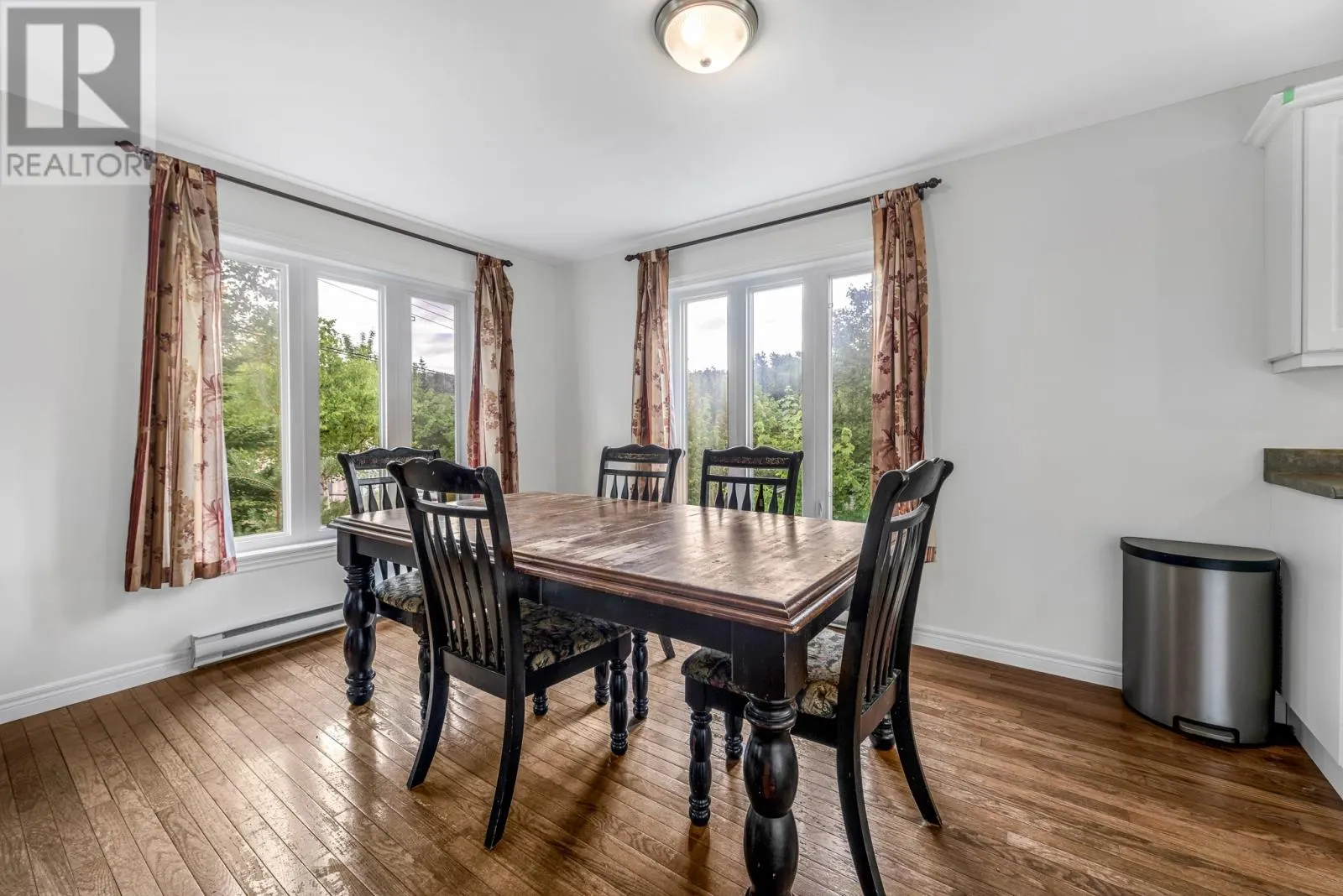 15 Churchills Road