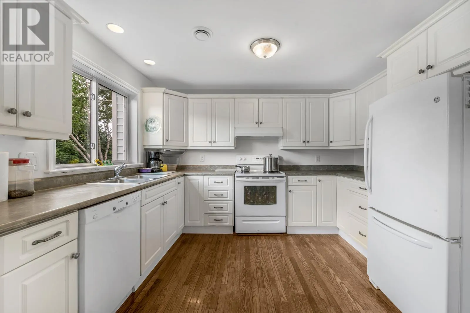 15 Churchills Road