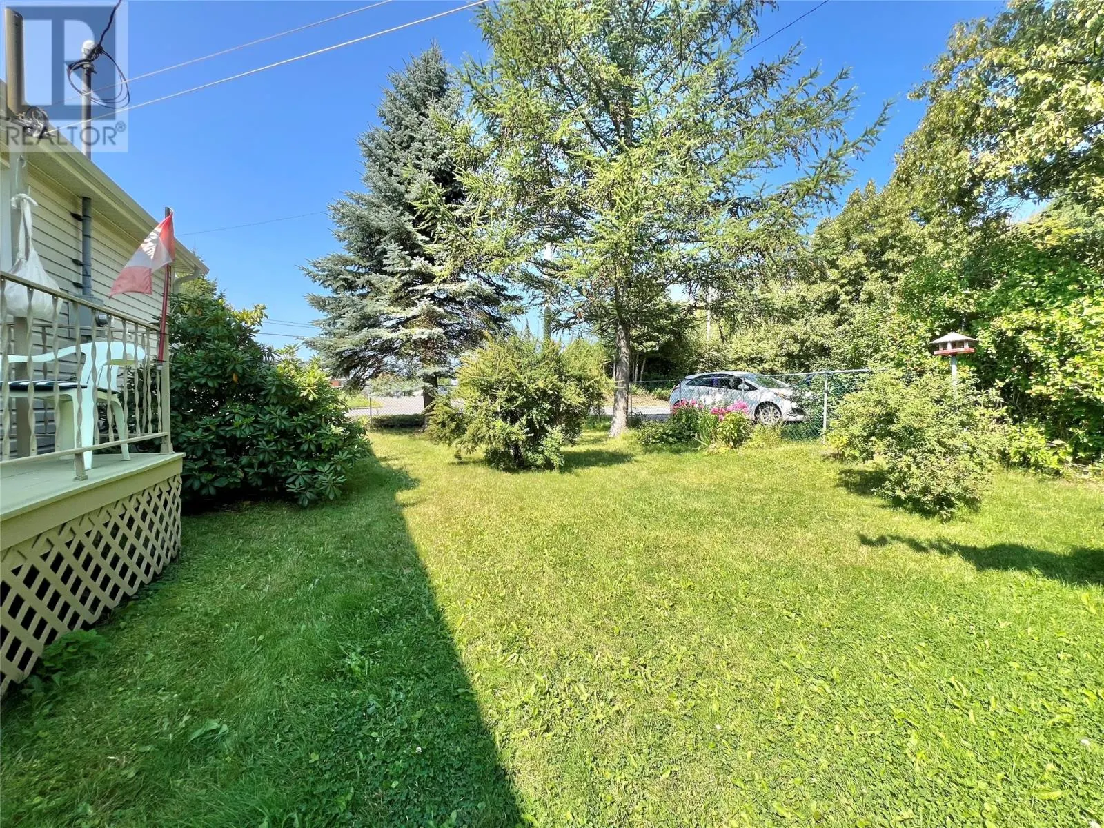1 Larch Street