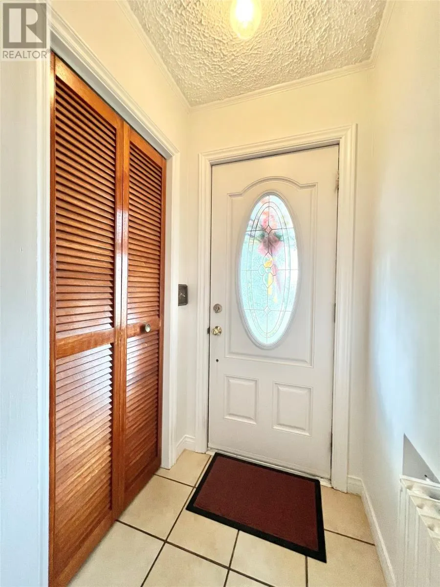 1 Larch Street