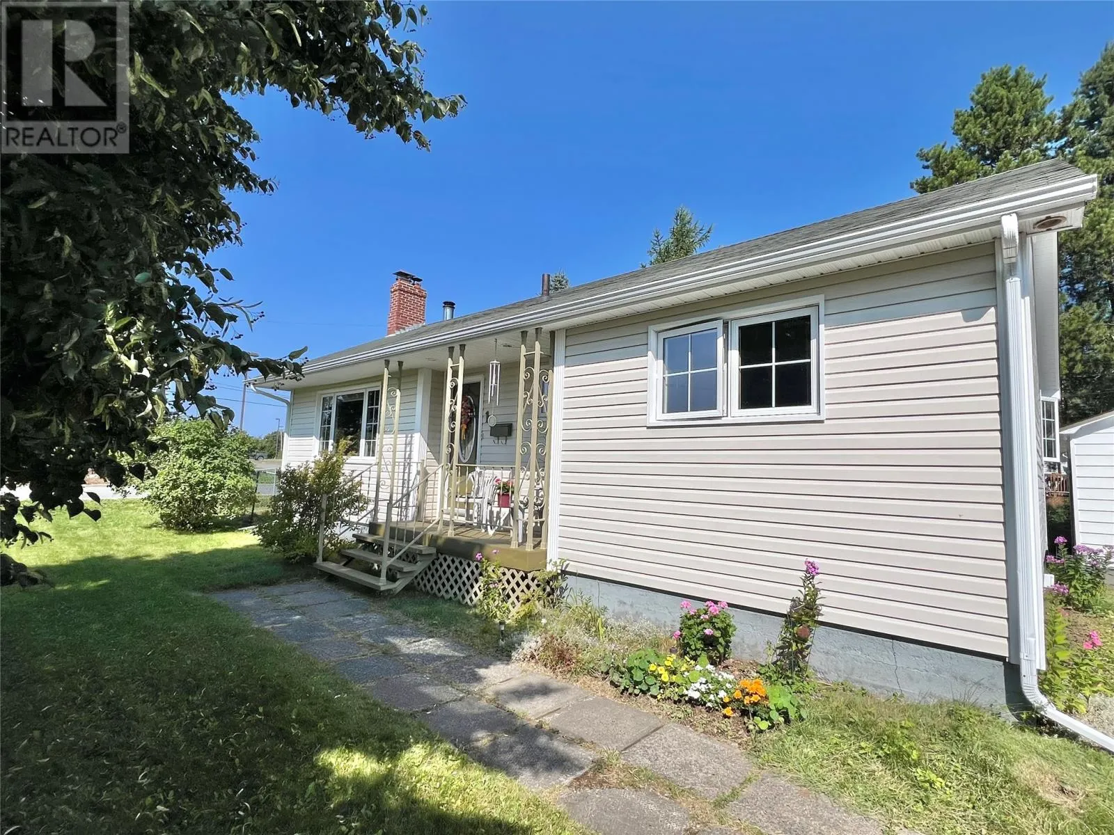 1 Larch Street