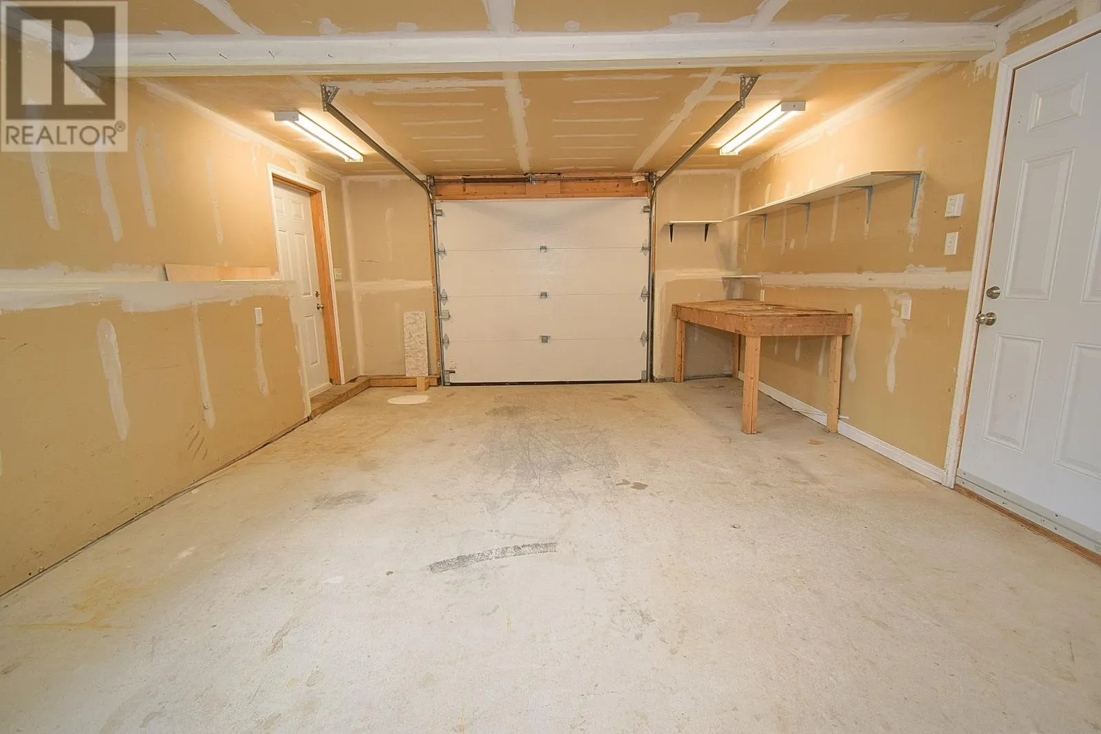 12 Zircon Place