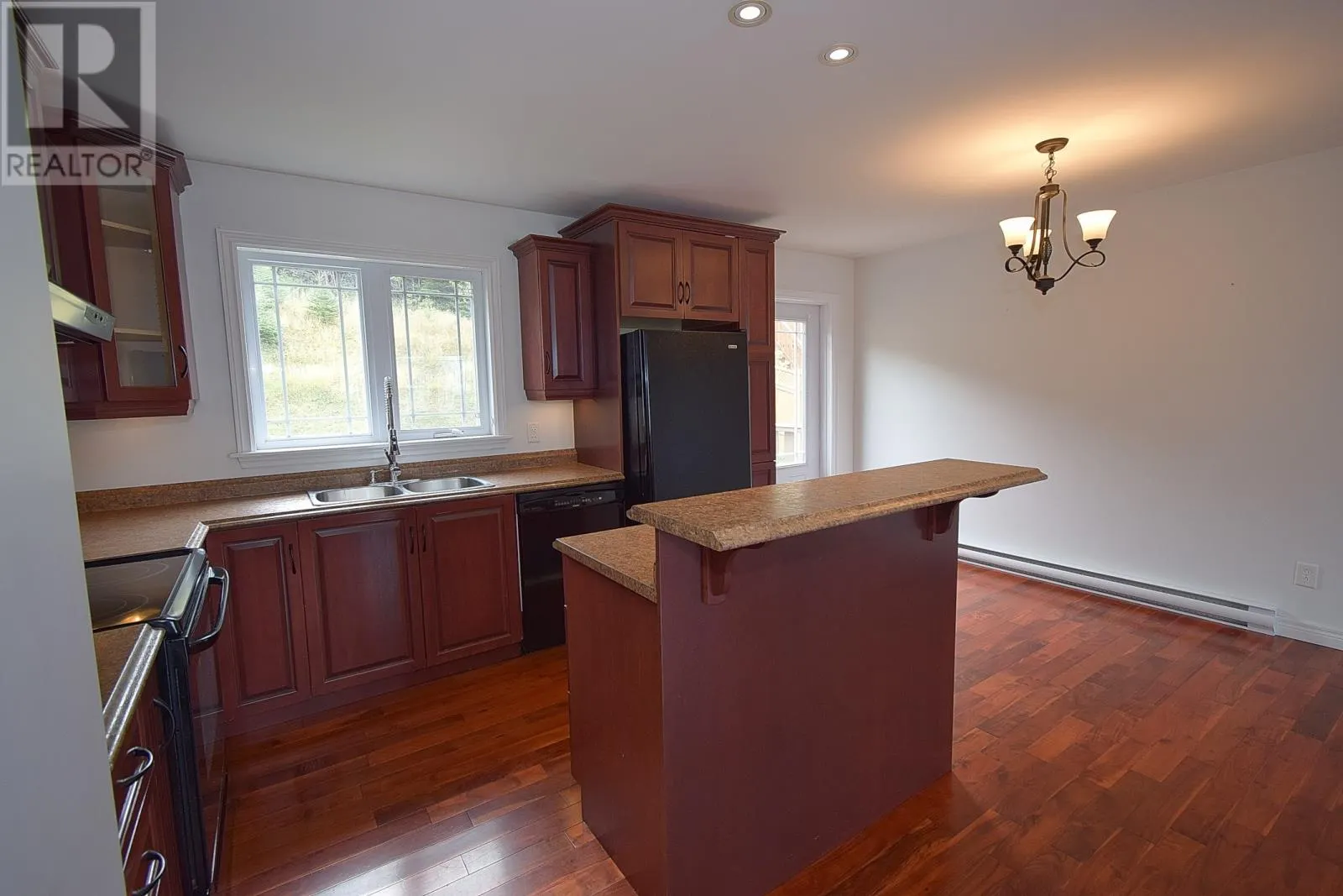12 Zircon Place