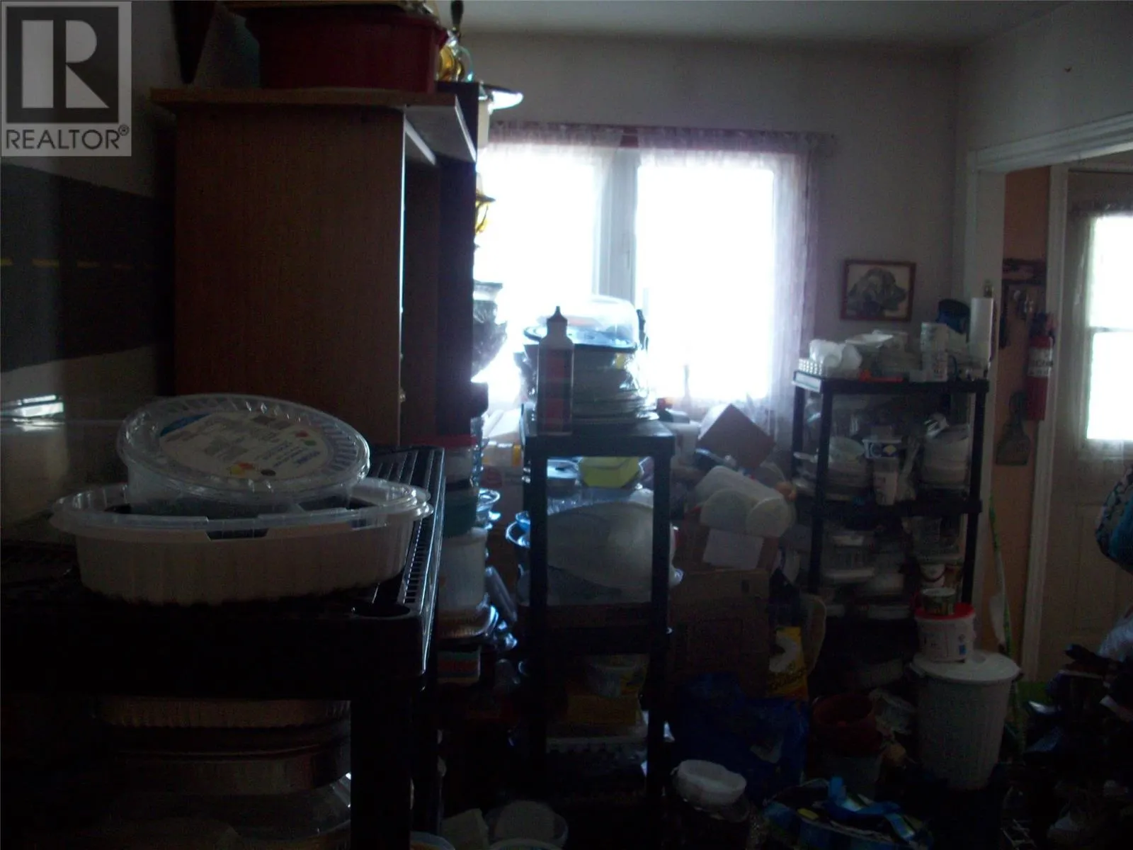 6 Pleasant Street