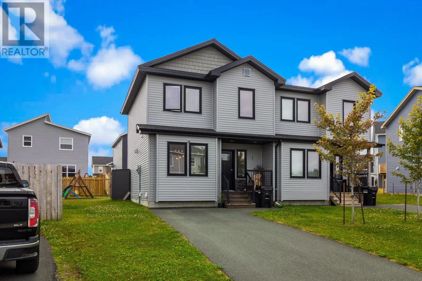 33 Henry Larsen Street
