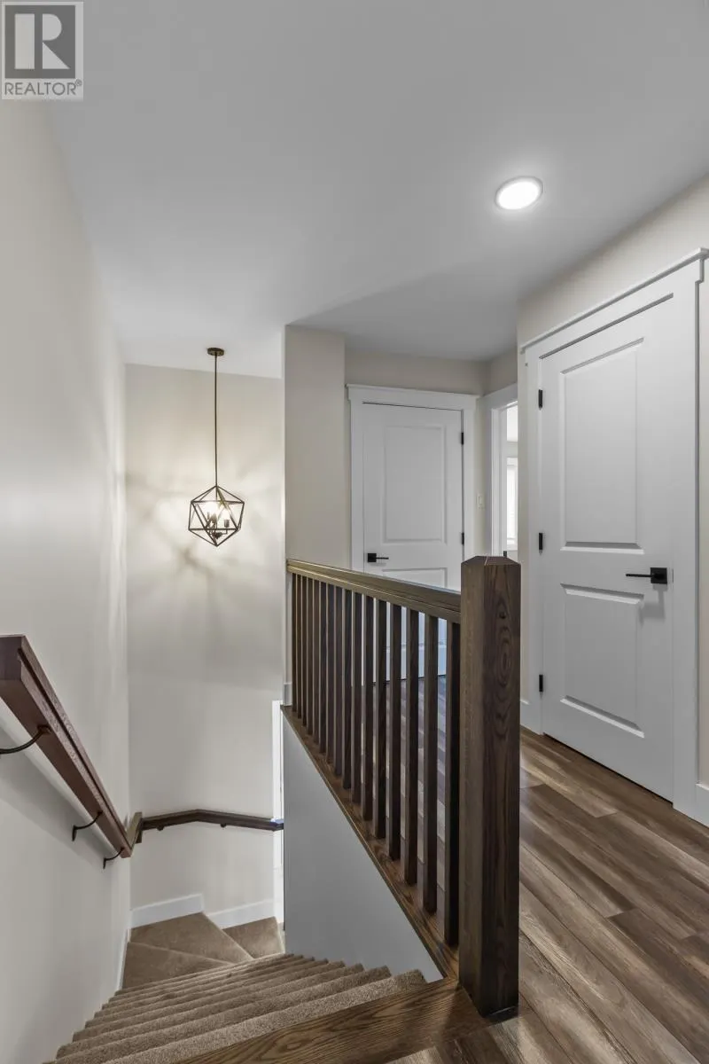 33 Henry Larsen Street