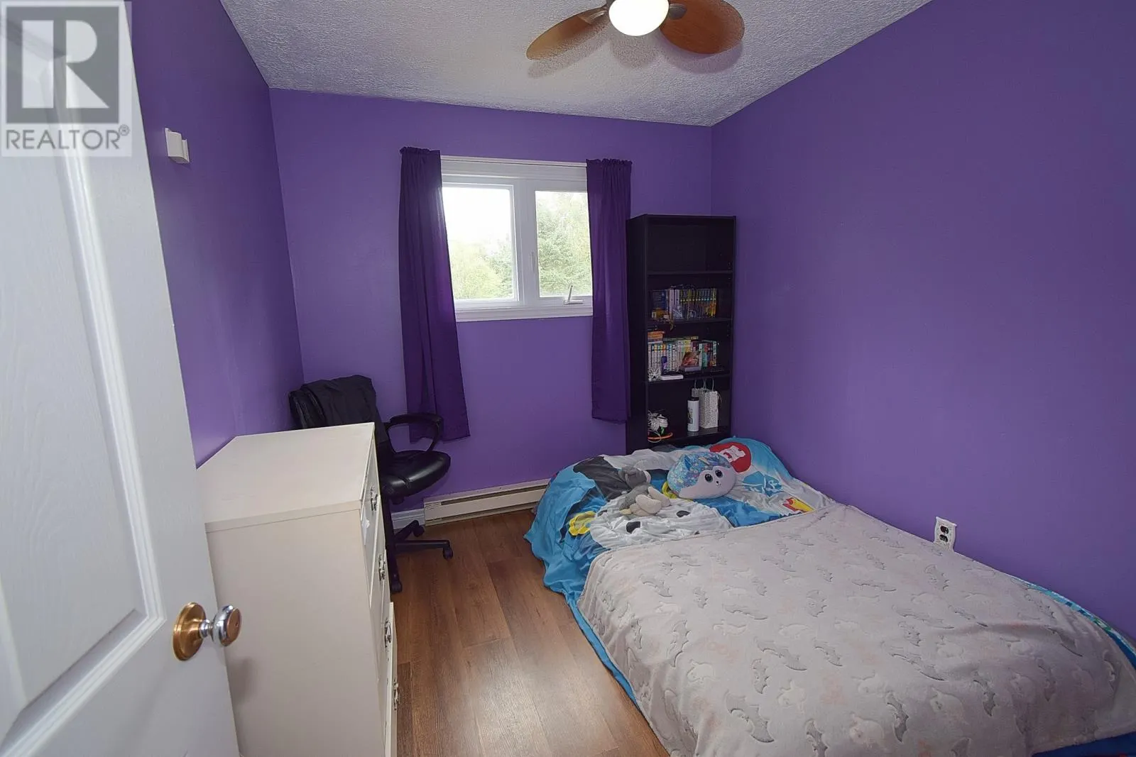 25 Roberts Road S