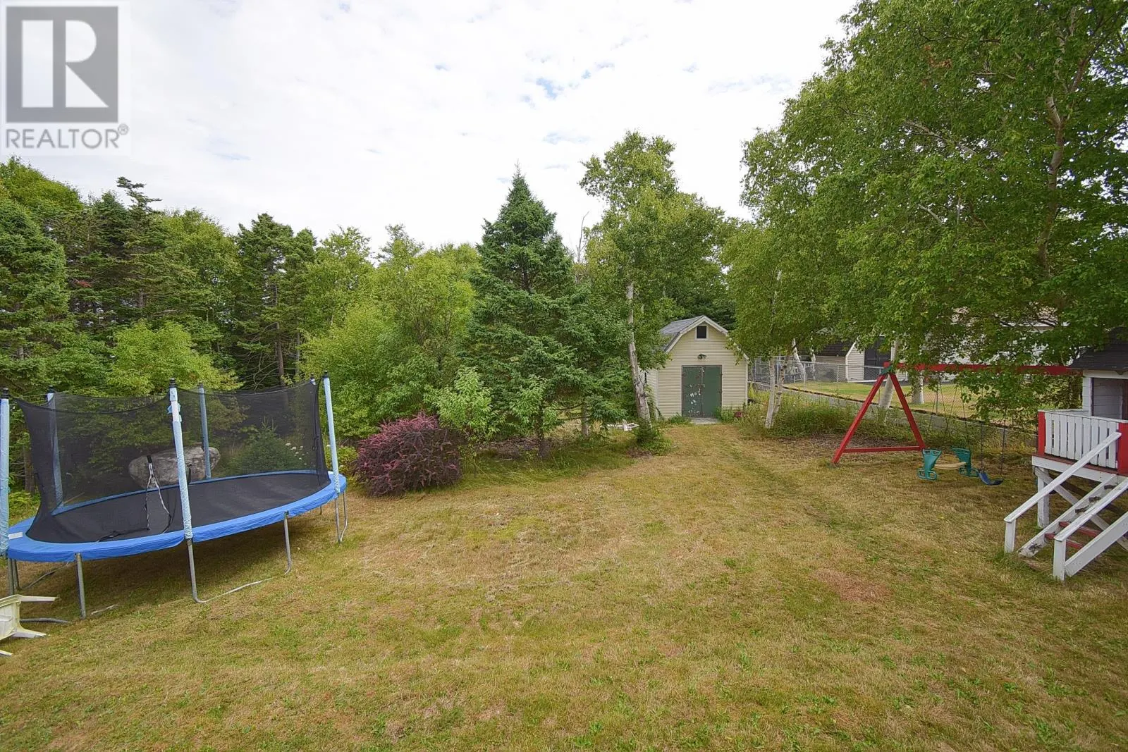 25 Roberts Road S
