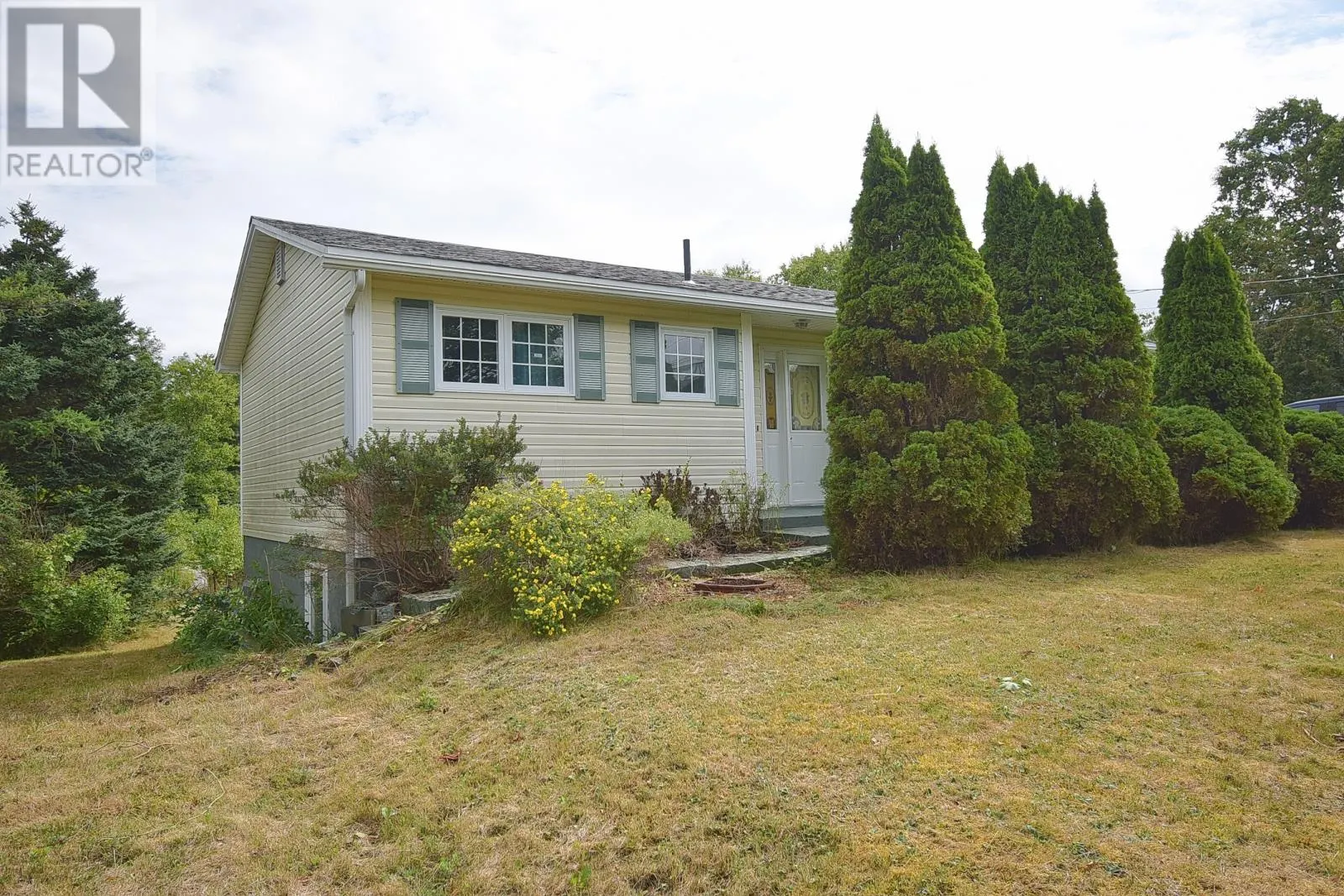 25 Roberts Road S
