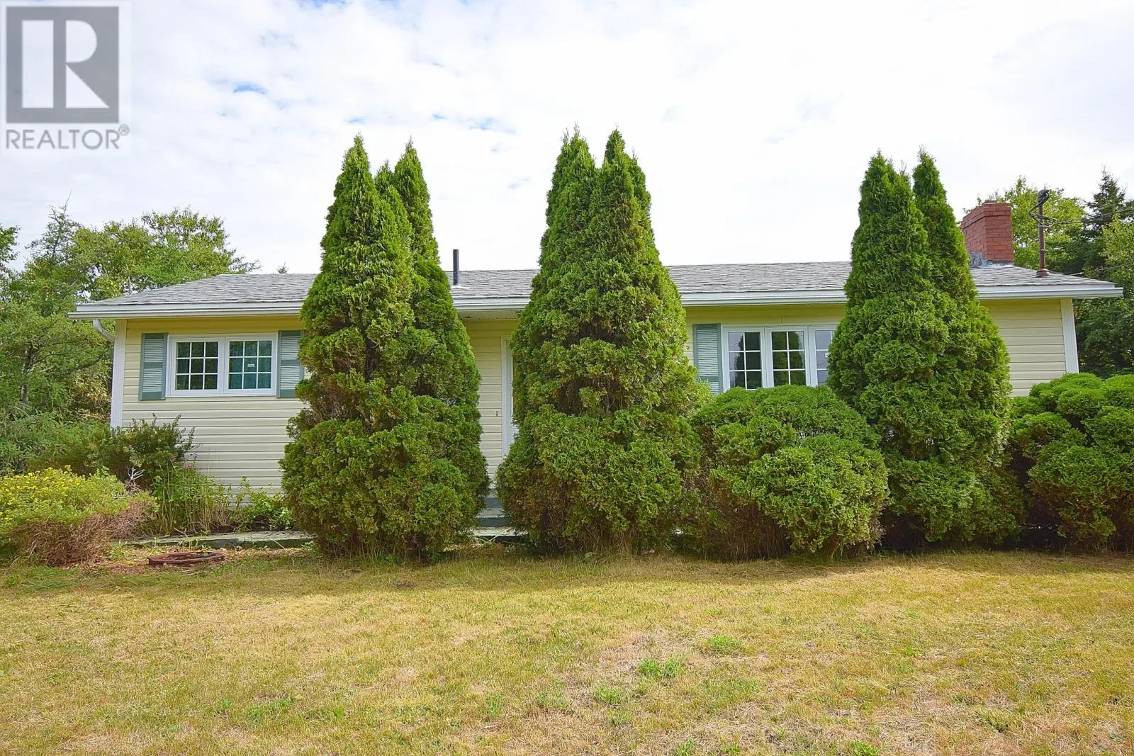 25 Roberts Road S