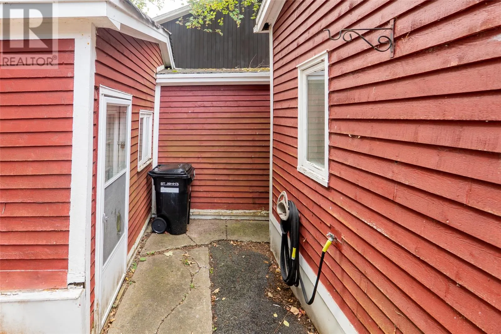 637 Southside Road