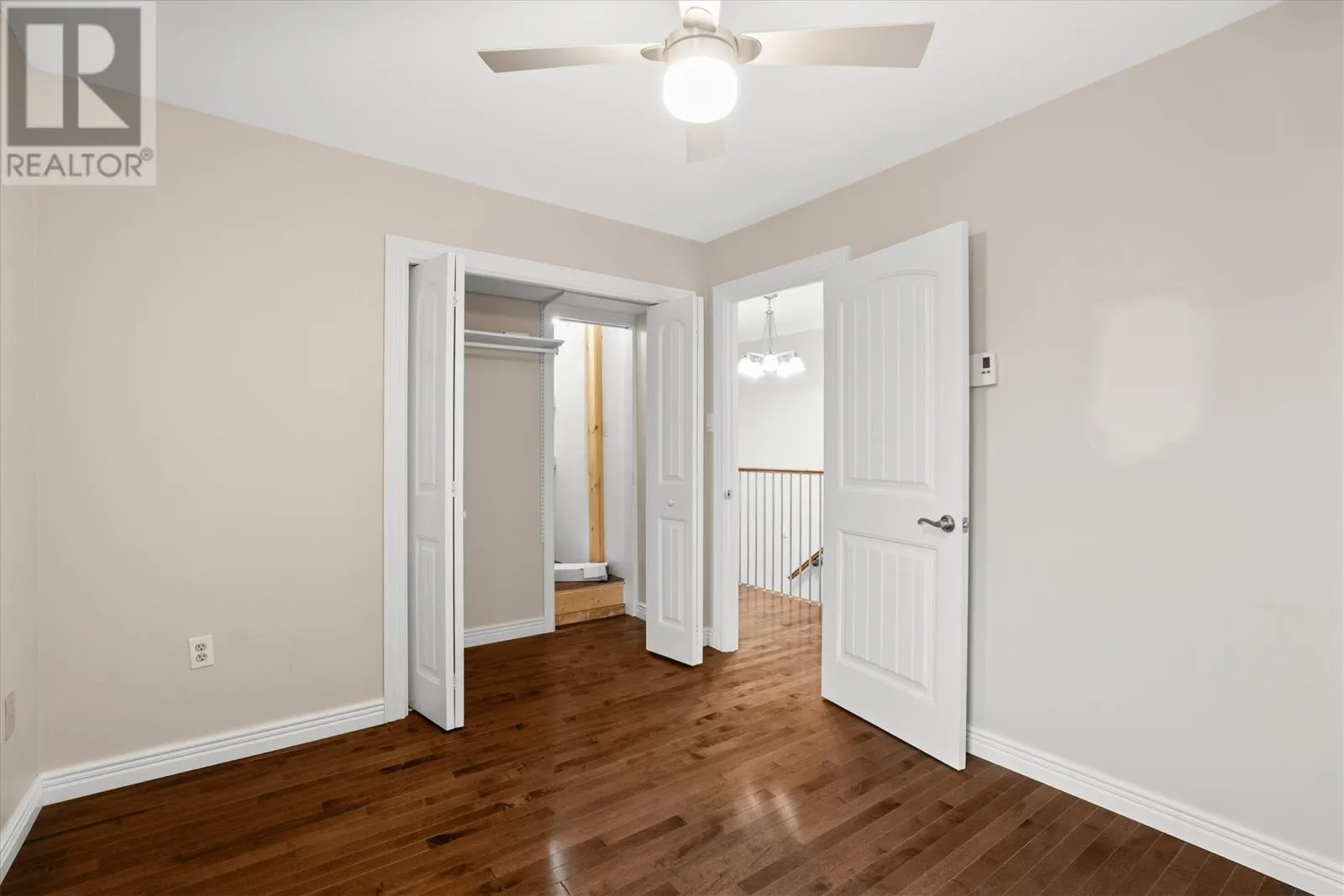 58 Pasadena Crescent Unit#301, #301