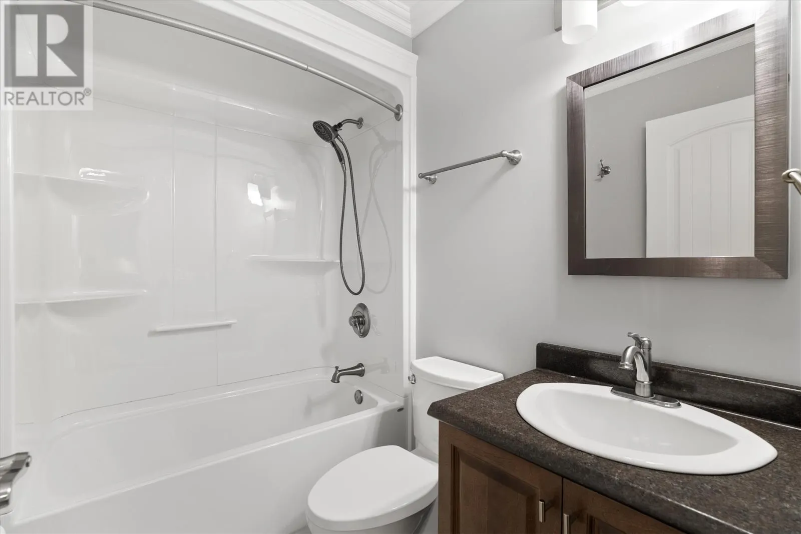 58 Pasadena Crescent Unit#301, #301