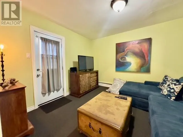 143 PLEASANT Street