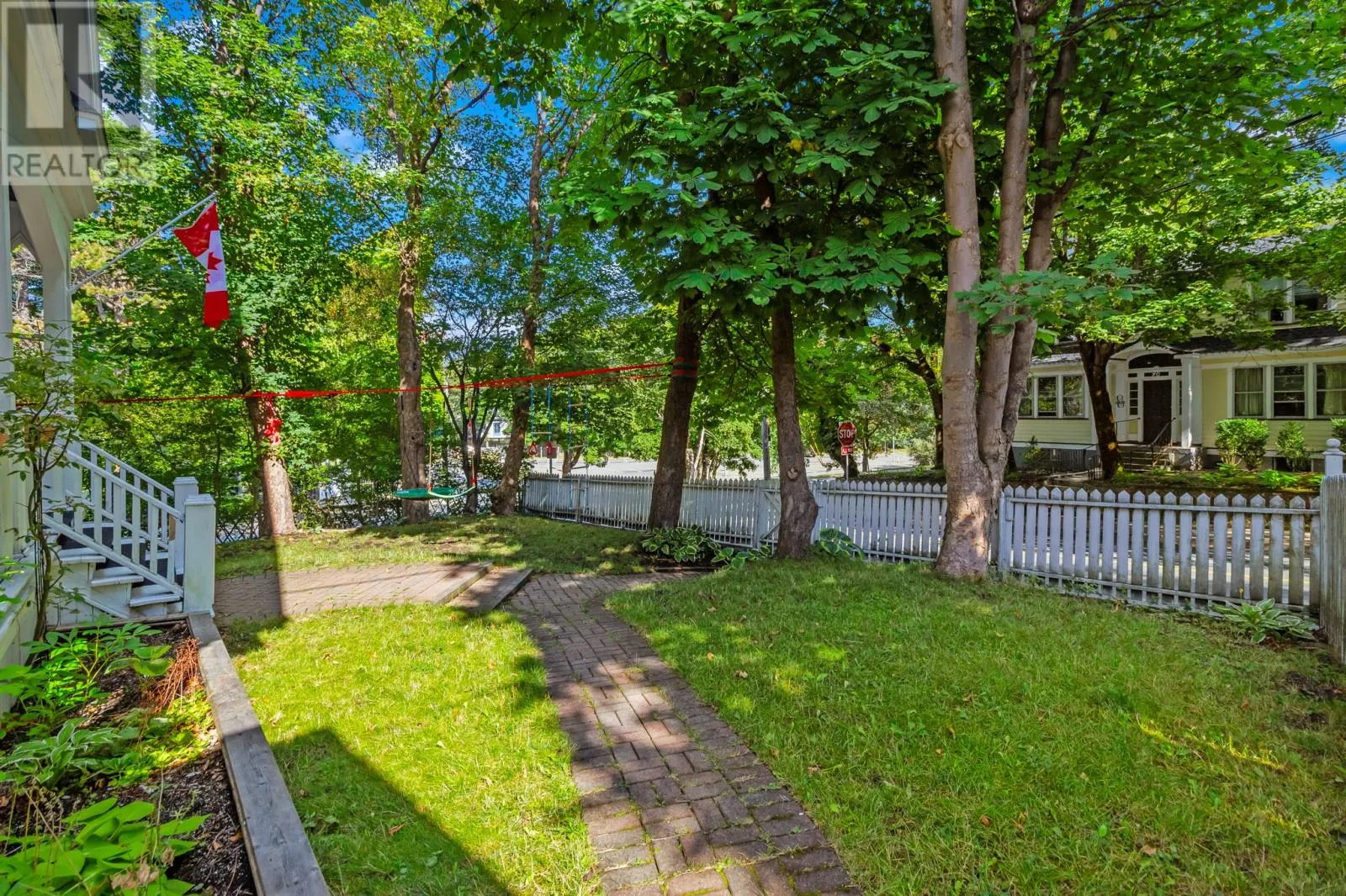 43 Forest Road
