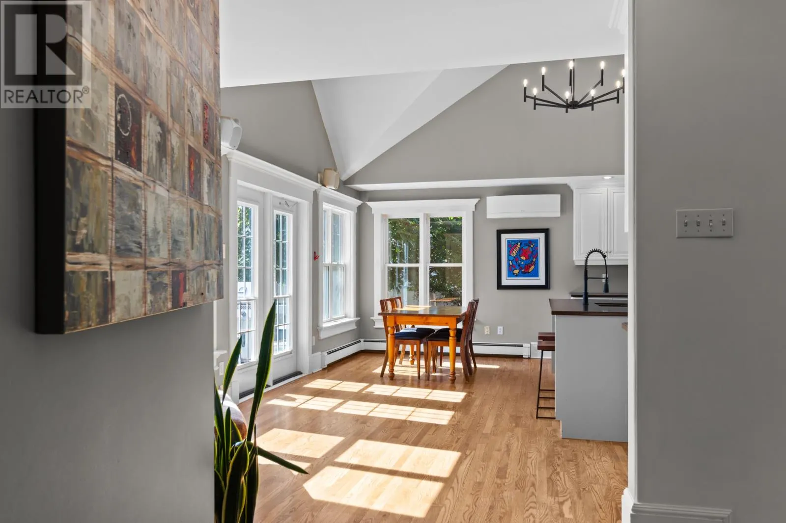 43 Forest Road