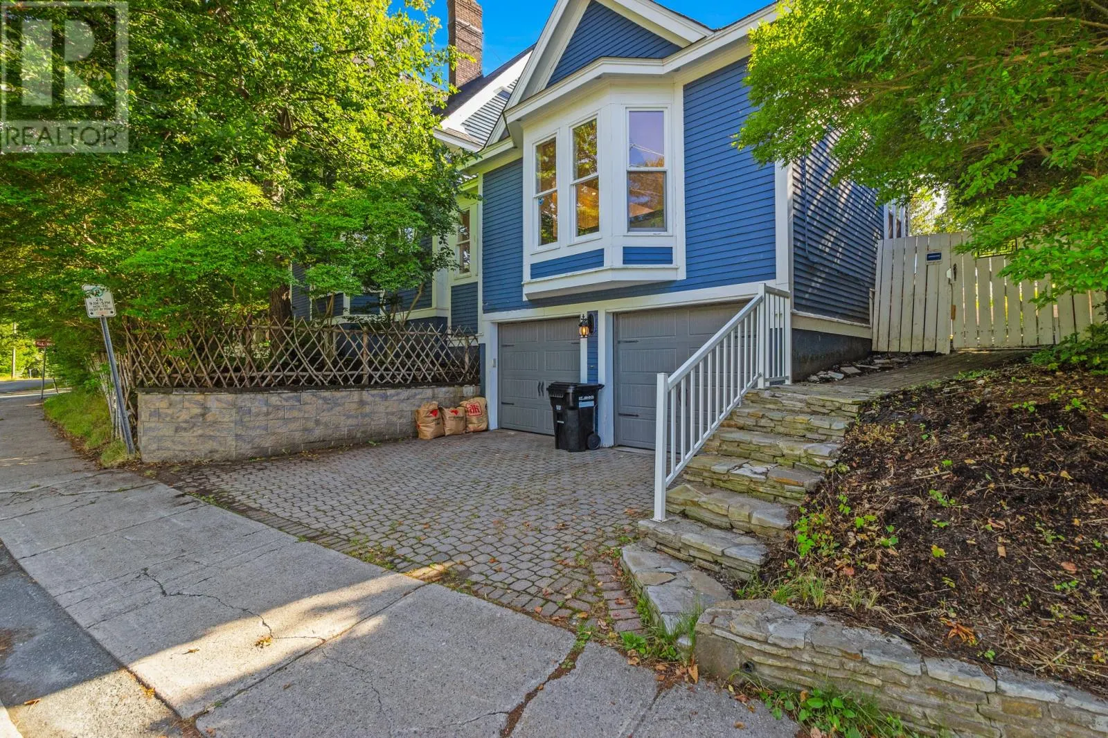 43 Forest Road